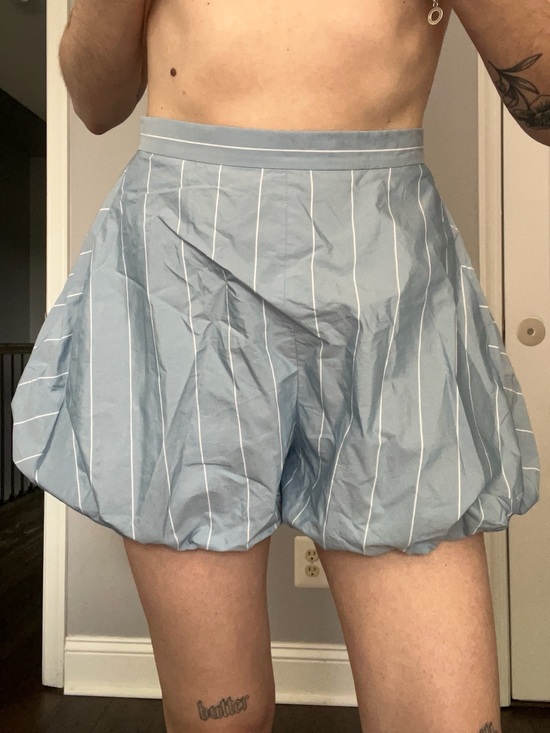Tibi Pants - Tibi Striped Tech Poplin Bubble Short